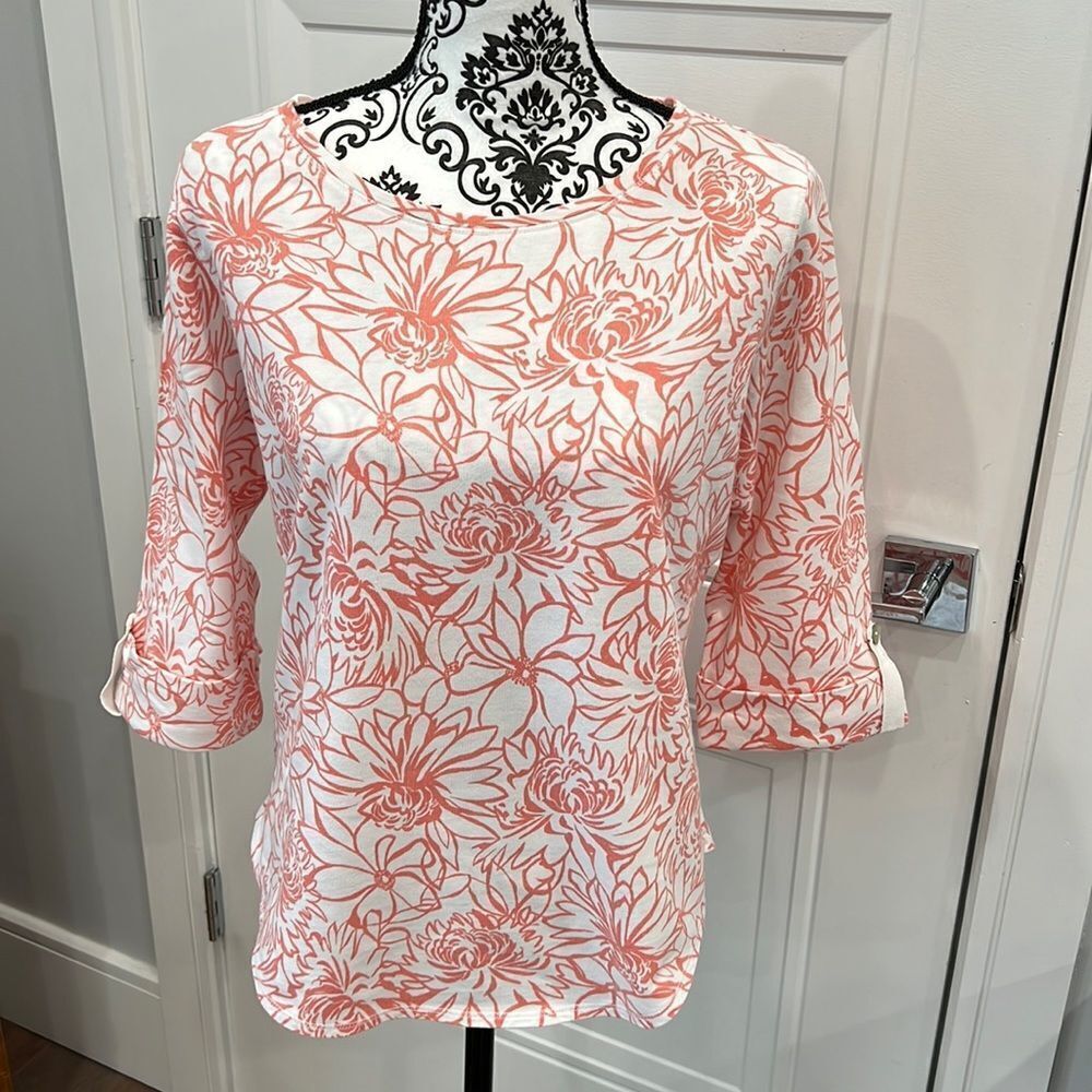 Hot Cotton Women's Petite M Coral color Floral Knit Cotton button 3/4 Sleeve